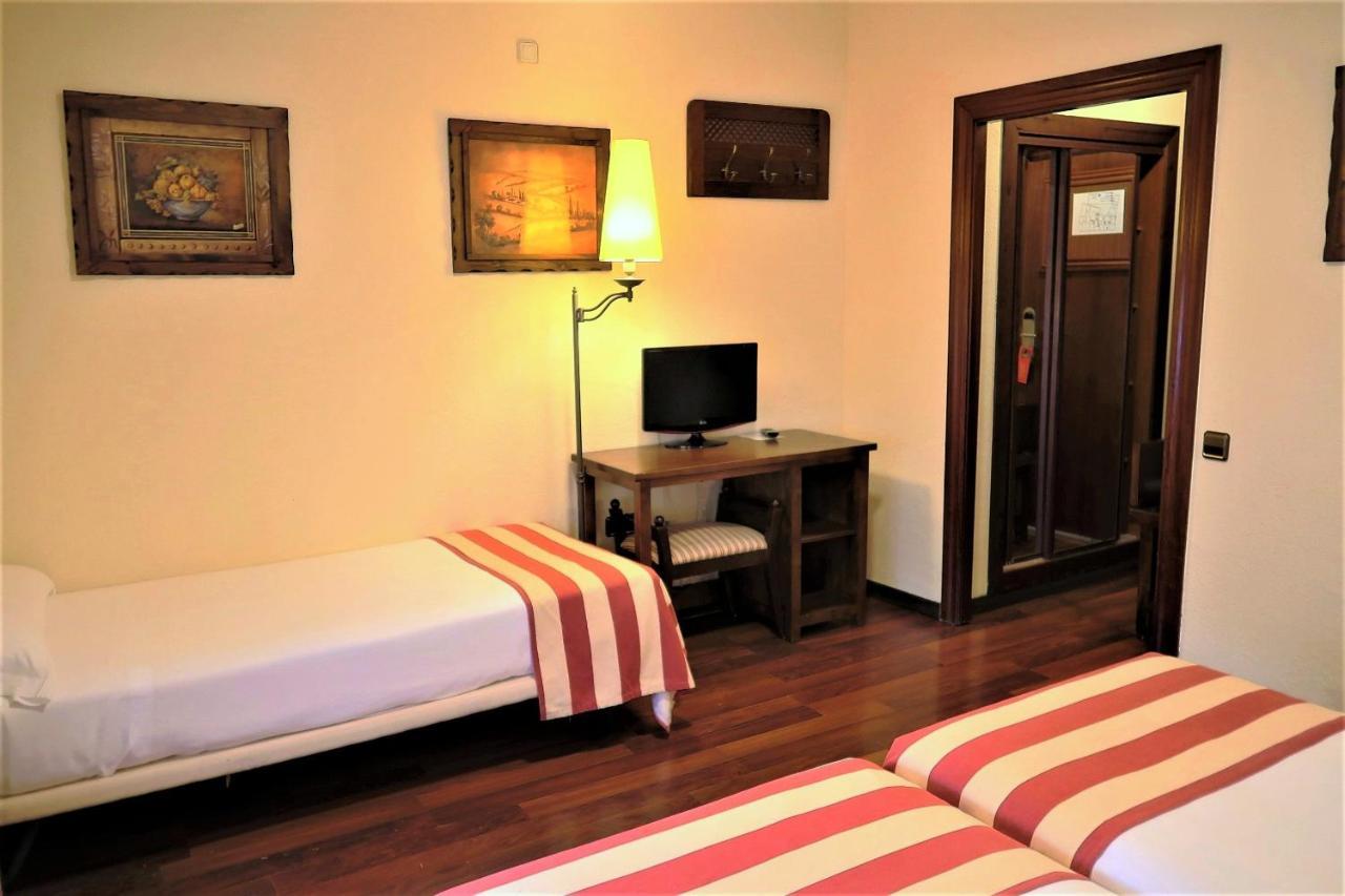 Hotel Urogallo Vielha Kültér fotó