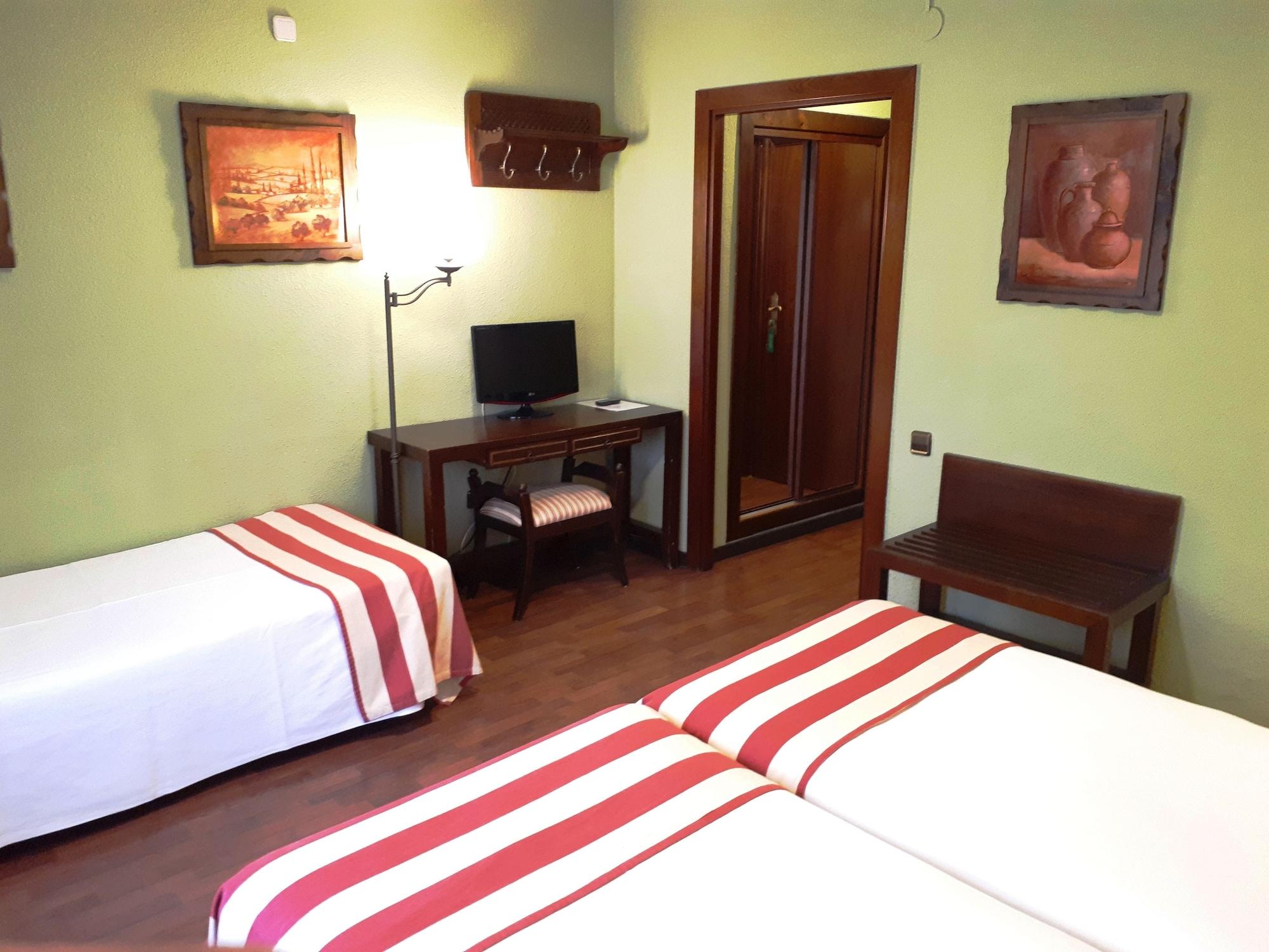 Hotel Urogallo Vielha Kültér fotó