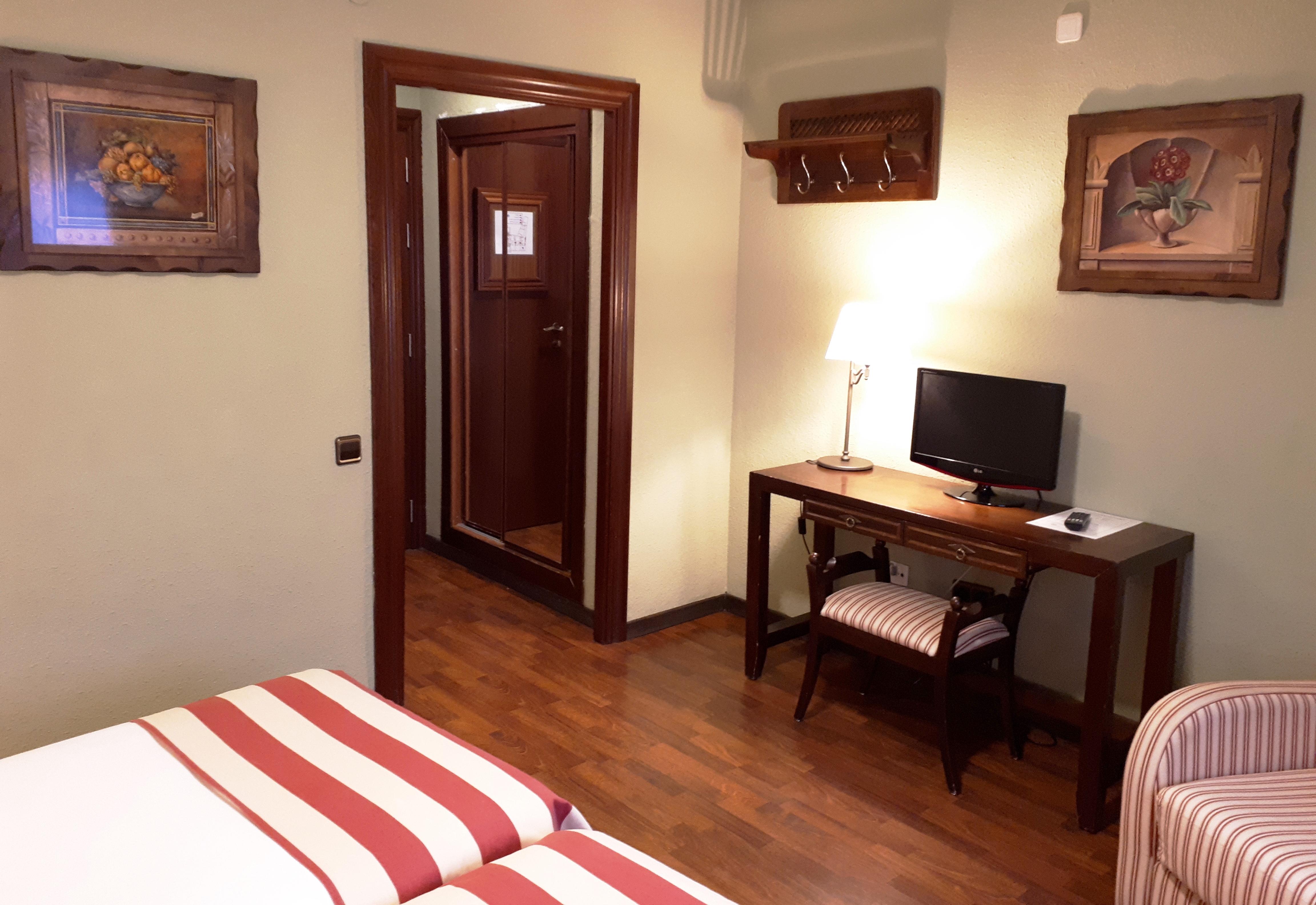 Hotel Urogallo Vielha Kültér fotó