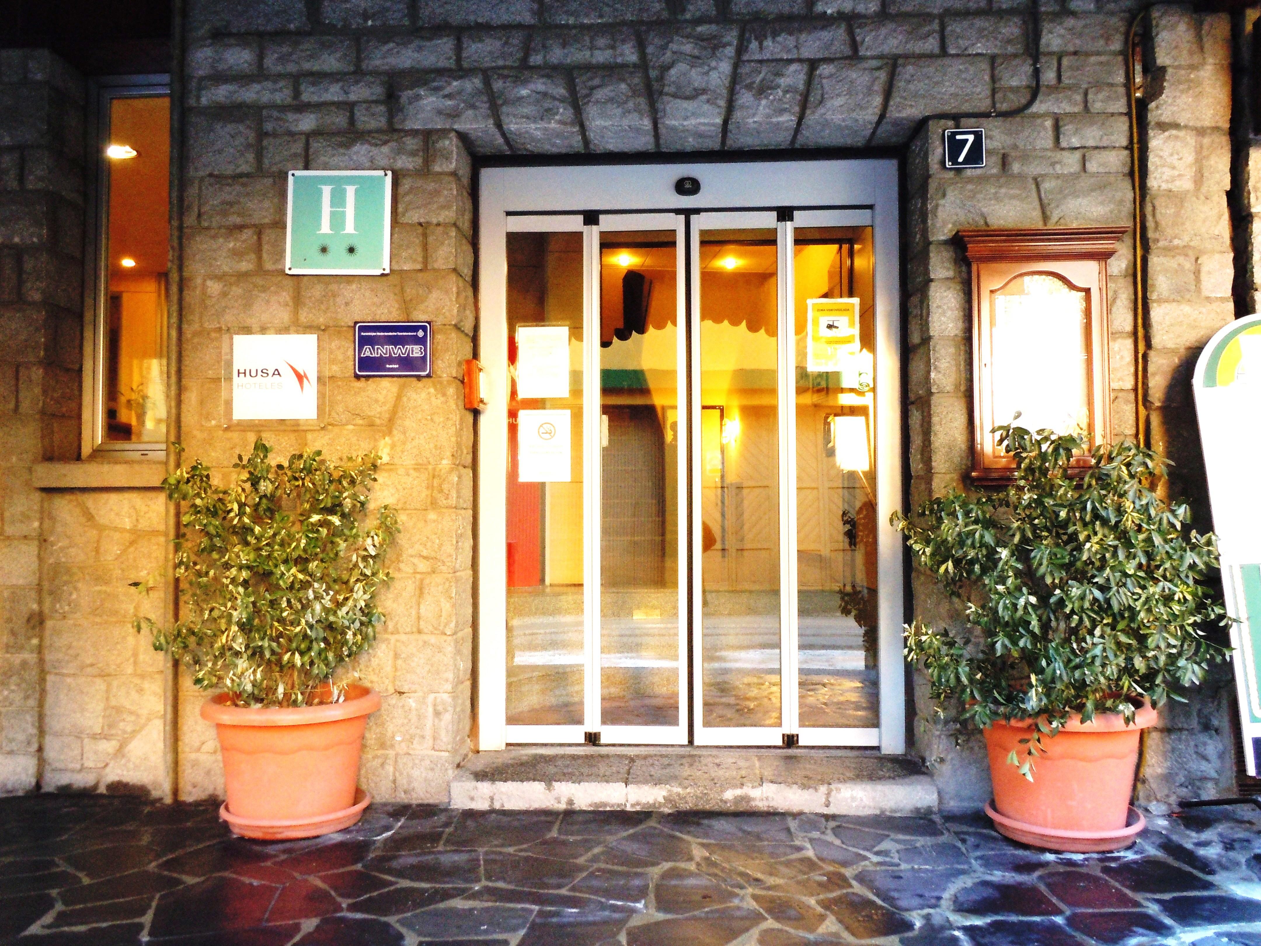 Hotel Urogallo Vielha Kültér fotó