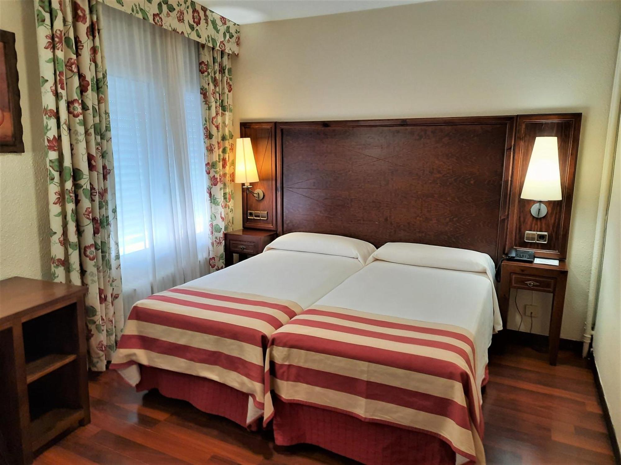 Hotel Urogallo Vielha Szoba fotó