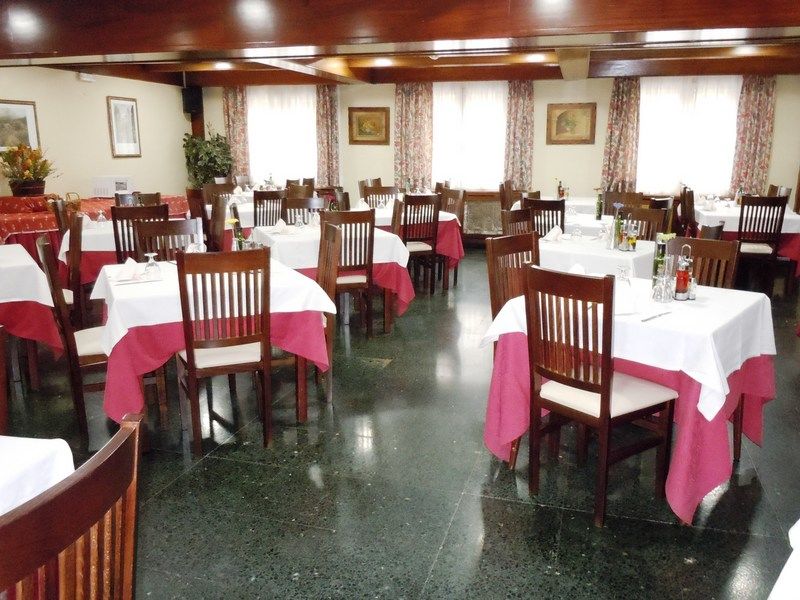 Hotel Urogallo Vielha Kültér fotó